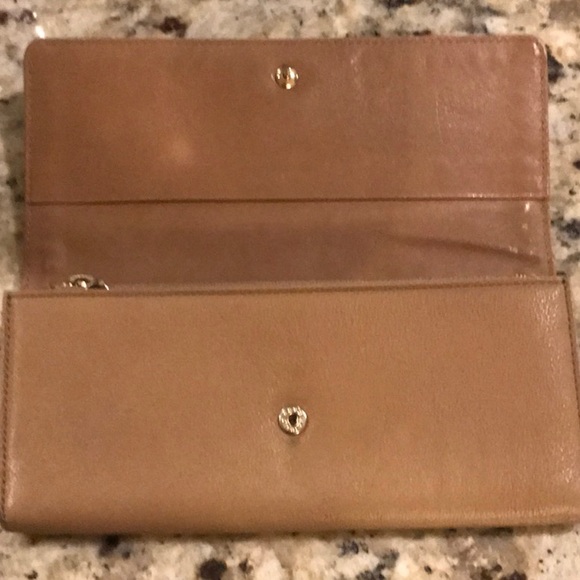 Authentic Burberry Wallet - Picture 2 of 7